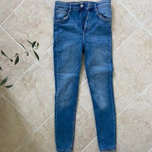 Zara size 6 skinny jeans